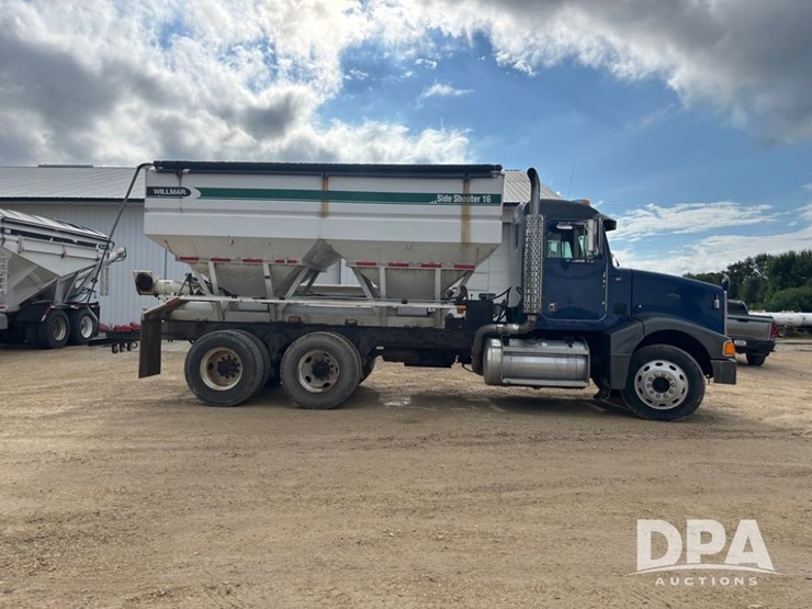 1998-peterbilt-385-image-17