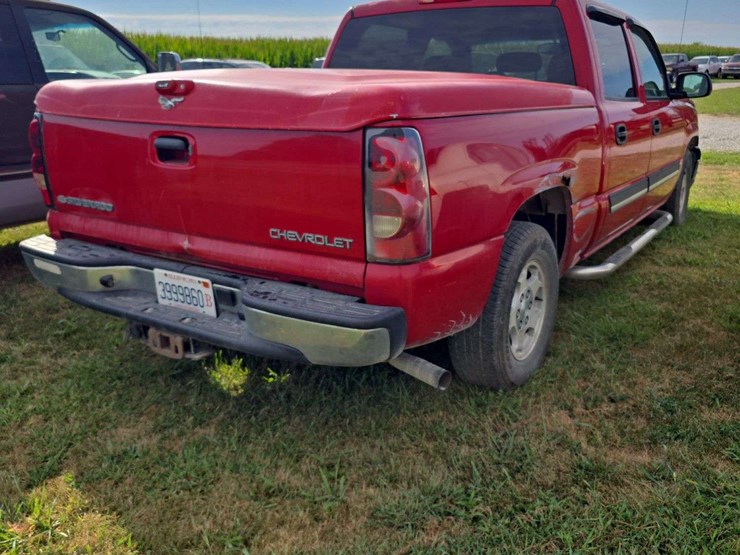 2004-chevrolet-1500-image-4