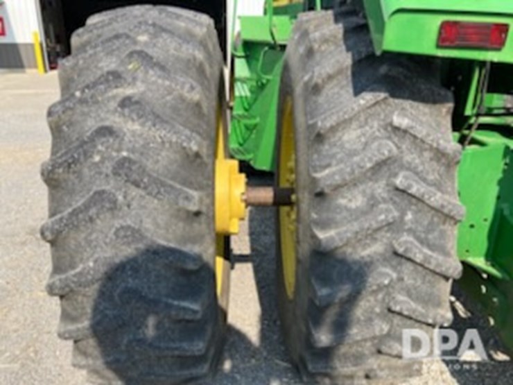 1990-john-deere-8560-image-7