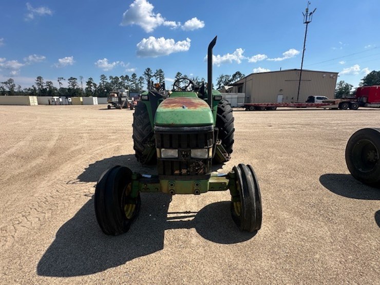 john-deere-6400-image-6