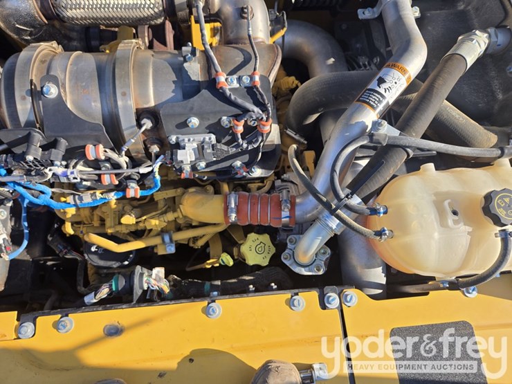2022-deere-130g-image-72
