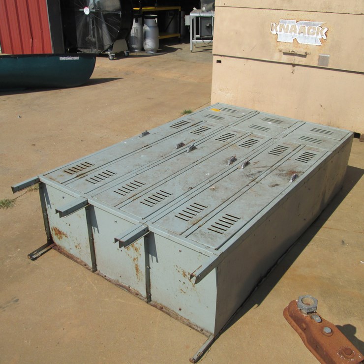 #88 • #26824 • 78"X45" Lockers