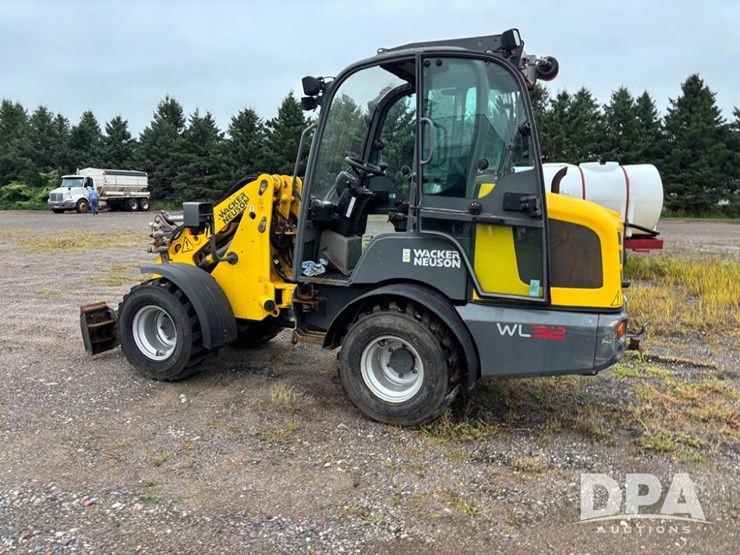 wacker-neuson-wl32-image-4