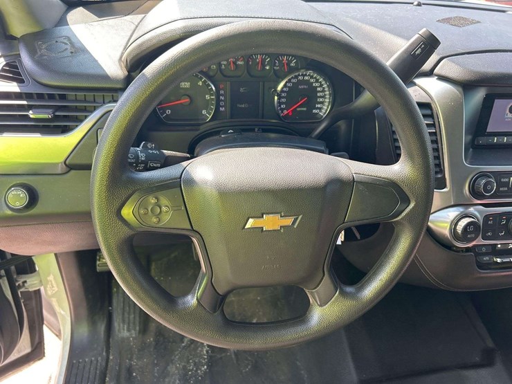 2015-chevrolet-tahoe-image-10