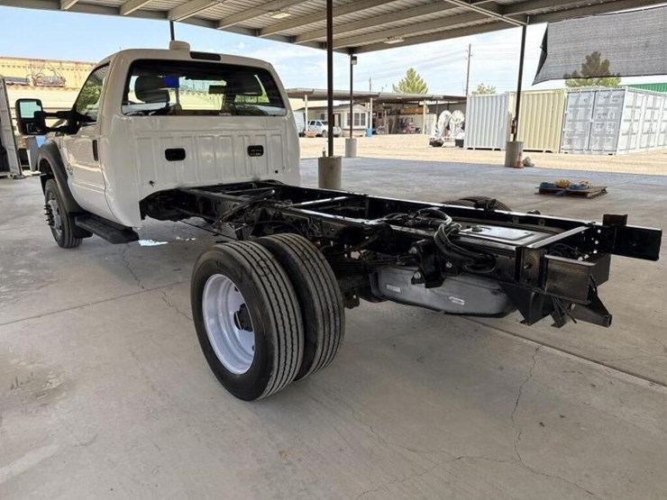 2016-ford-f550-image-5