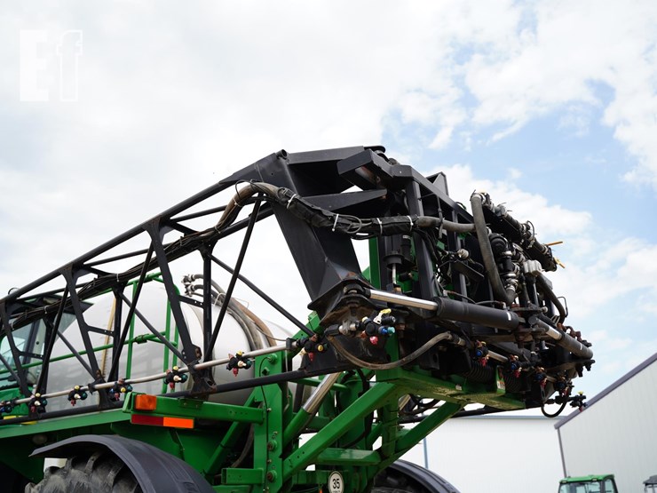 2011-john-deere-4930-image-29