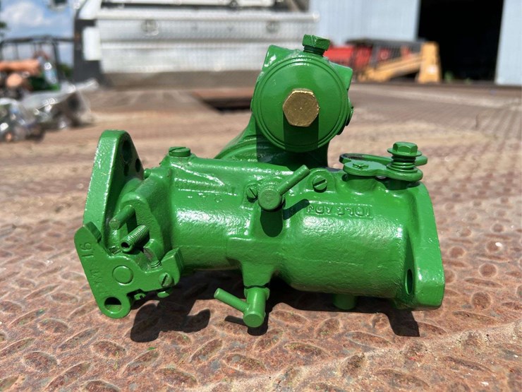 marvel-schebler-dltx-10-carburetor-image-4