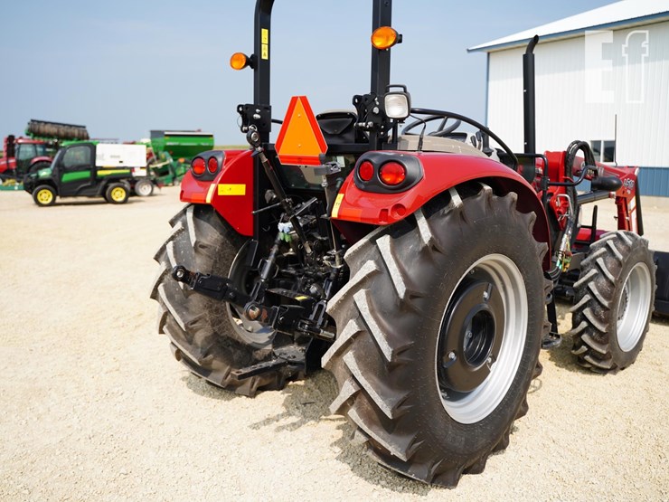 2022-case-ih-farmall-75a-image-25