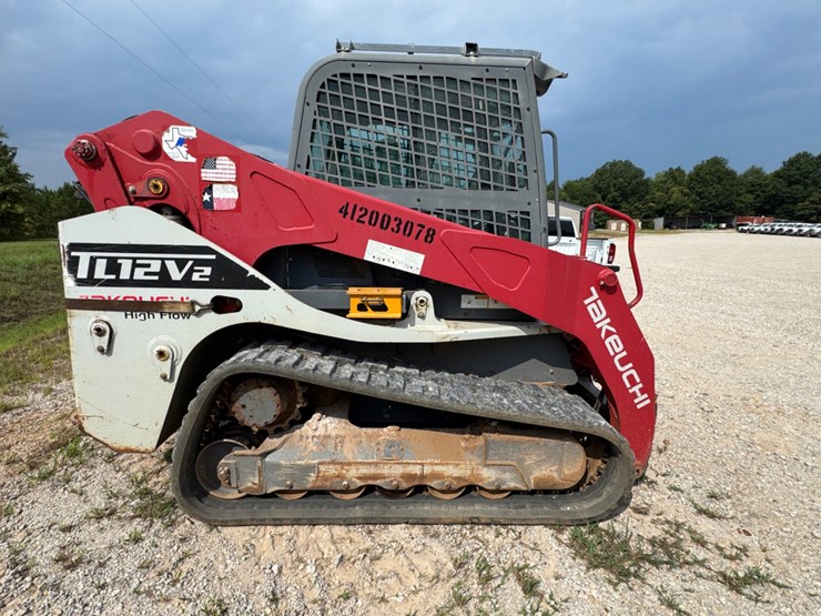 2020-takeuchi-tl12v2-image-5