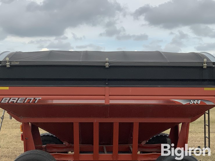 unverferth-gt-544-gravity-wagon-image-19