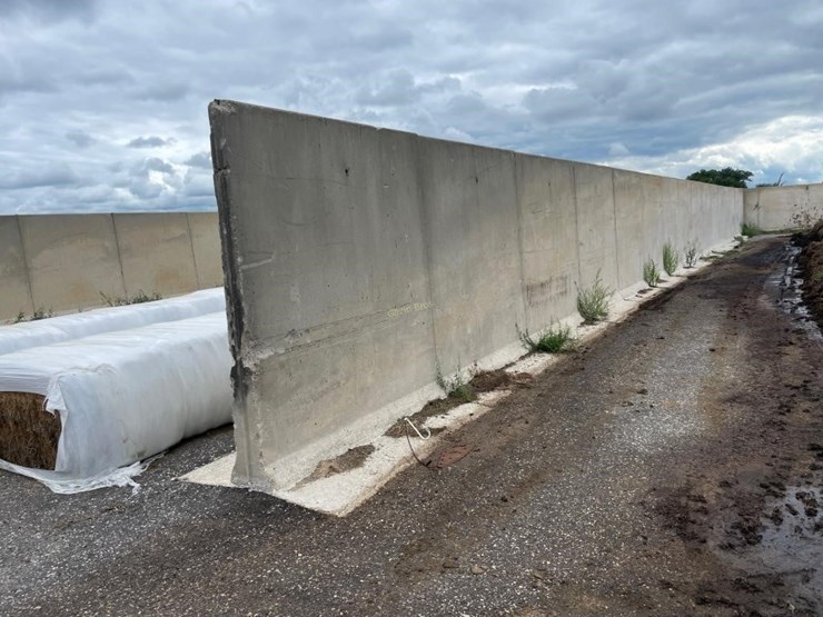 bunker-t-walls-(120'-+/--total)---off-site-image-1