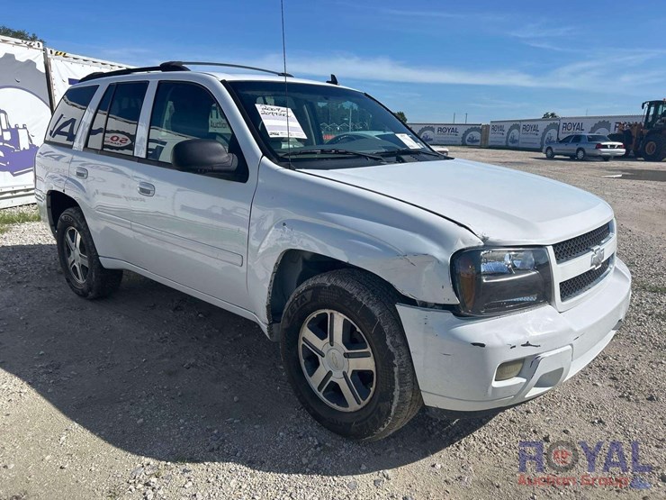 2009-chevrolet-blazer-image-2