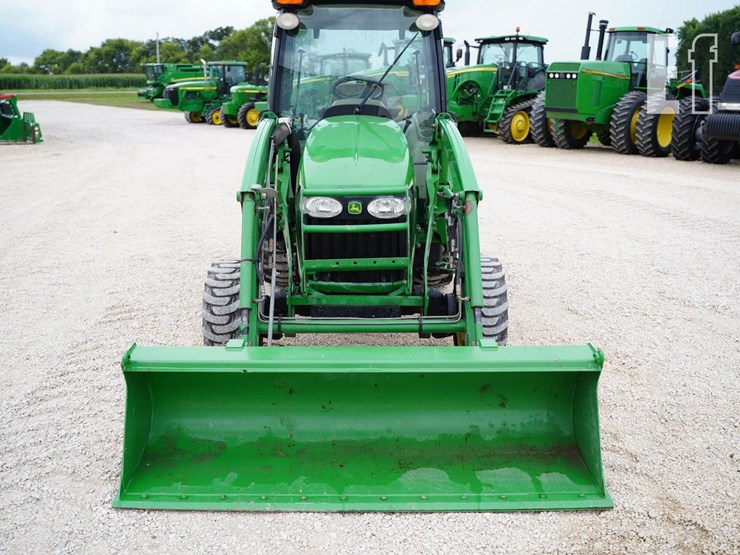 2007-john-deere-3320-image-17