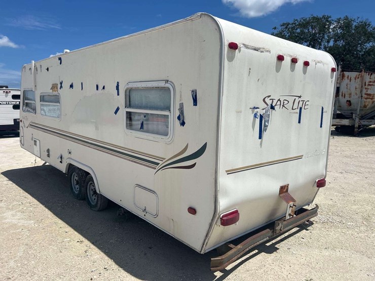 starcraft-starlite-22ft-travel-trailer-image-4