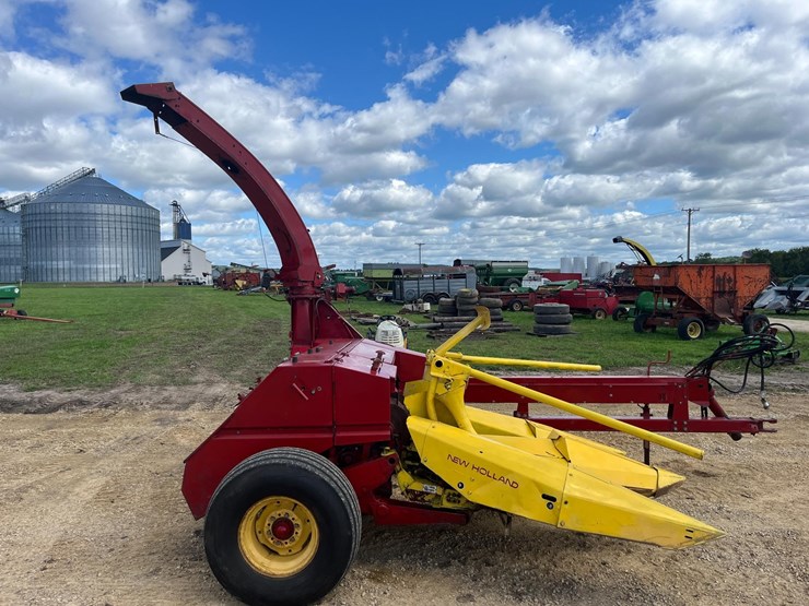 new-holland-900-image-8