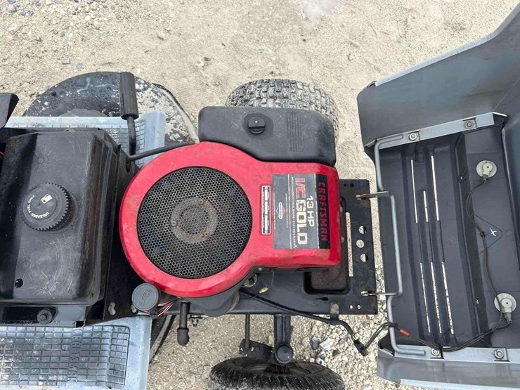 craftsman-ii-42in-riding-mower-image-9