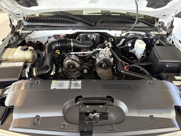2006-chevrolet-silverado-1500-image-12