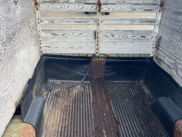 8ft-pickup-tool-box-image-15