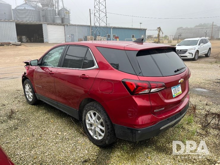 2024-chevrolet-equinox-lt-image-11