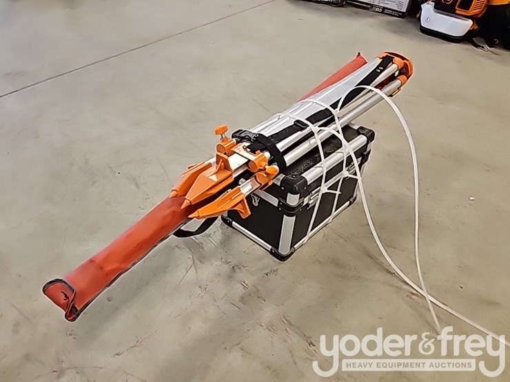 unused-sklp-laser-level,-self-levelling-rotary-laser-level-with-batteries,-receiver,-tripod,-grade-rod-image-2