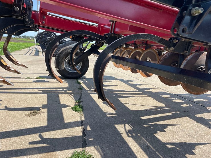 case-ih-6750-image-19