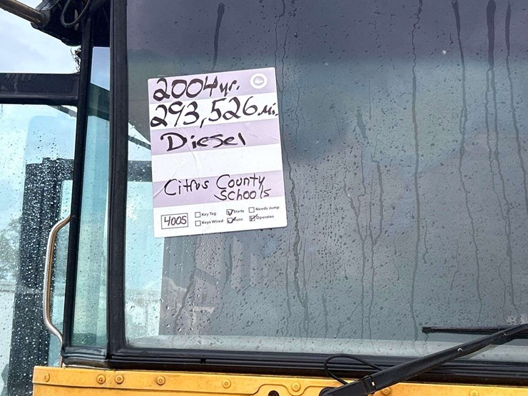 2004-ic-corporation-3000ic-school-bus-image-24