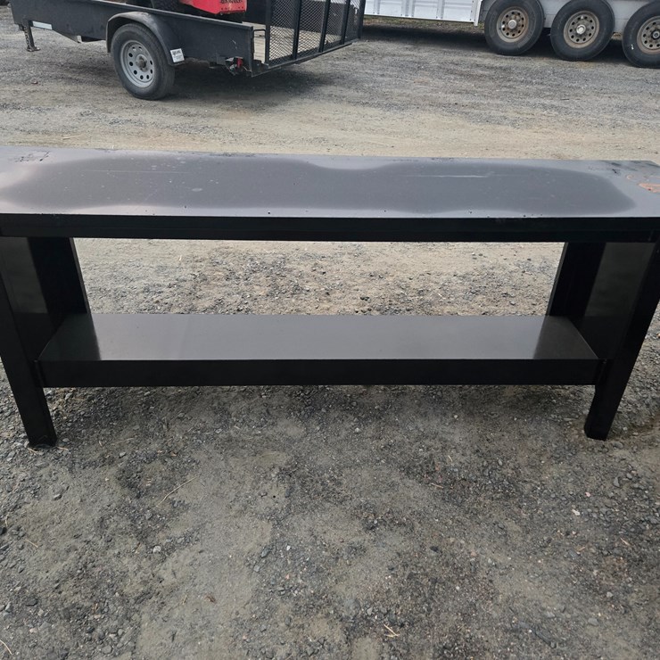 #396 • Metal work benches