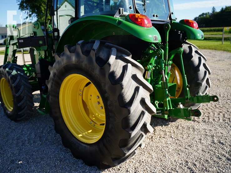 2017-john-deere-5090r-image-32