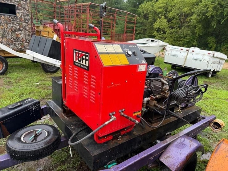 tuff-hot-water-pressure-washer-trailer-image-5