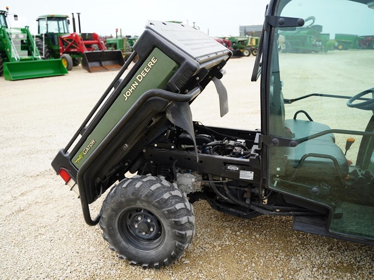 2013-john-deere-gator-xuv-855d-image-24