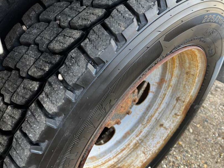 2015-ford-f550-image-5