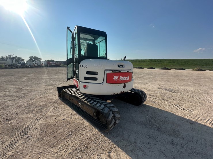 2009-bobcat-442e-image-7