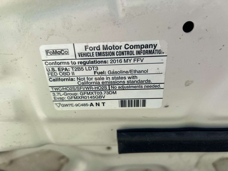 2016-ford-explorer-image-10