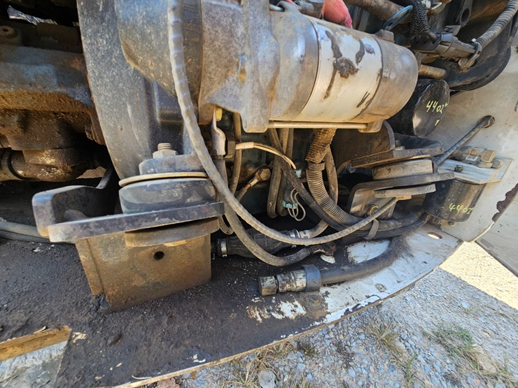 bobcat-325-image-26