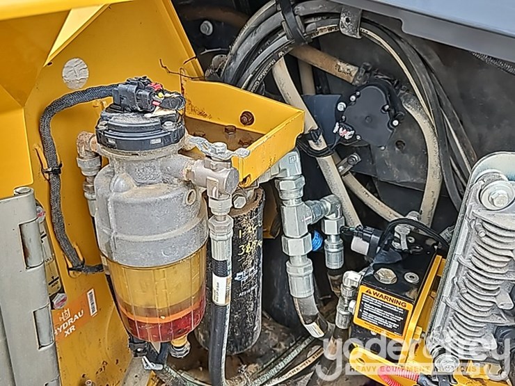 2018-deere-850k-image-56