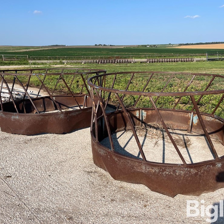 Bale Feeders
