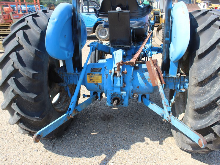 ford-tractor-image-6
