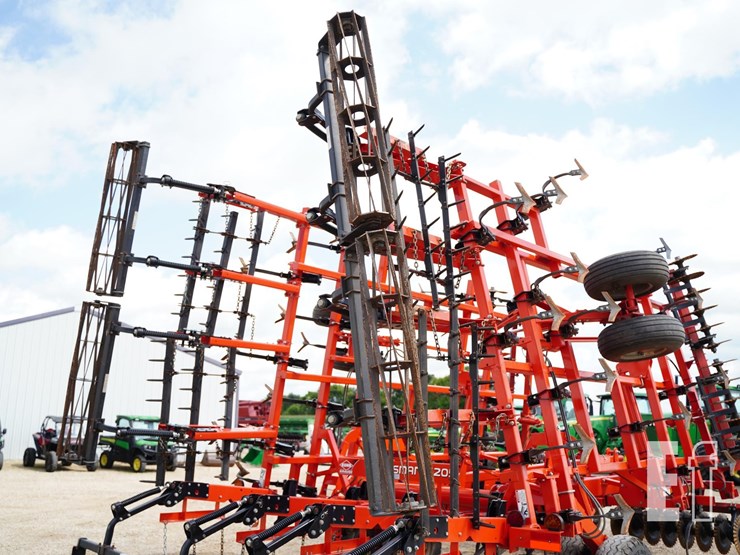 2015-kuhn-krause-6205-31-image-19