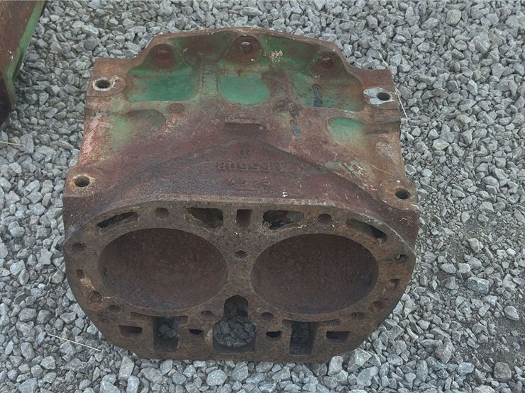 john-deere-model-g-block-image-1