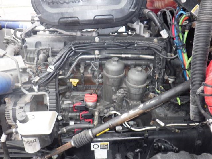 2022-kenworth-t680-image-17