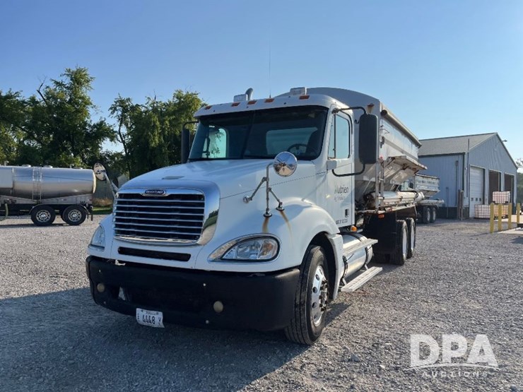 2007-freightliner-dry-tender-truck-(jn2723,-unit-108073)-image-2