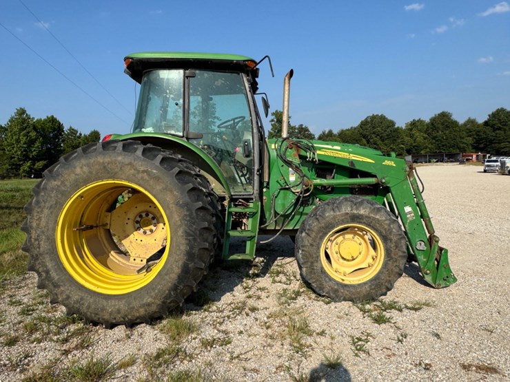 2011-john-deere-6115d-image-3