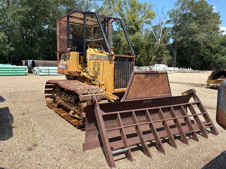 #16161-•-komatsu-crawler-dozer-|-for-parts-or-repair-only-image-2