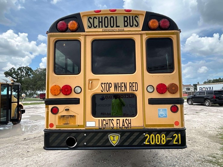 2009-ic-corporation-pb105-school-bus-image-26
