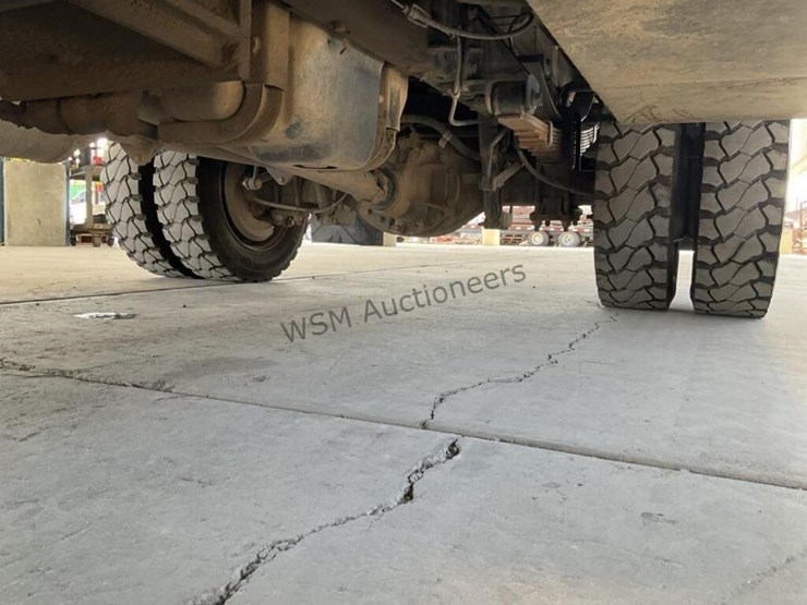 2016-ford-f550-image-30