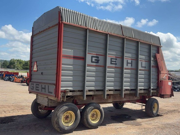 gehl-970-image-3