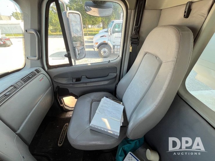 2007-freightliner-dry-tender-truck-(jn2725,-unit-108074)-image-72