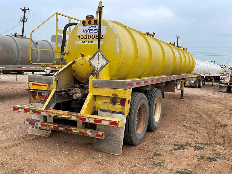 2011-troxell-130bbl-image-3