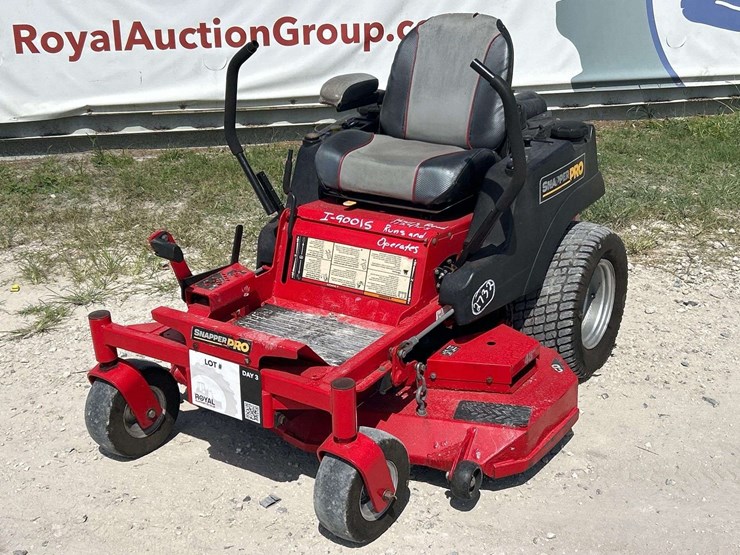 2017-snapper-pro-48in-zero-turn-commercial-mower-image-1