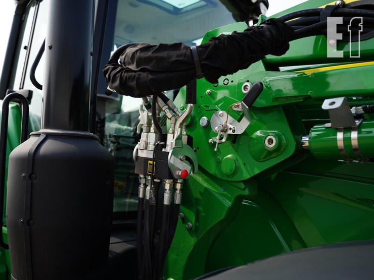 2024-john-deere-6155m-image-24